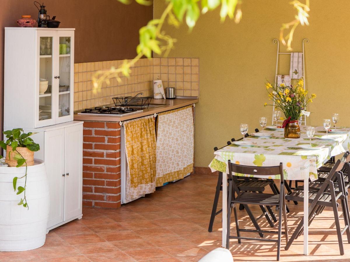 With Private Pool In Ferienhaus Pula