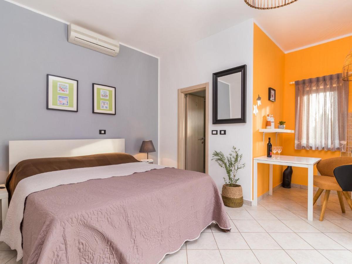 Ferienhaus With Private Pool In *