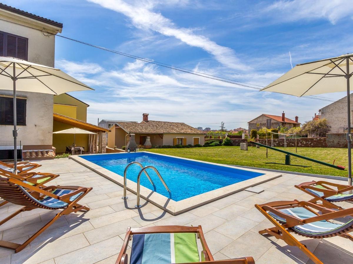 Ferienhaus With Private Pool In Pula